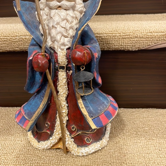 *** Pair of Vintage Style Santa’s - Picture 4 of 10